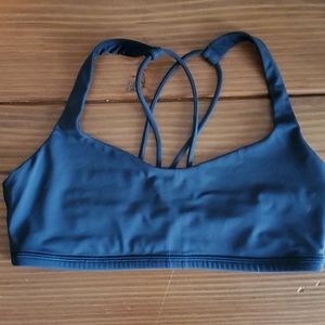 Lululemon Free to Be Bra